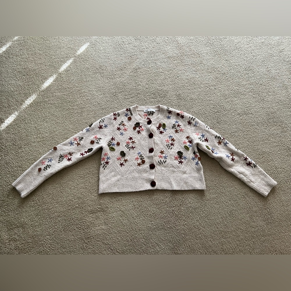 Zara flower crop sweater